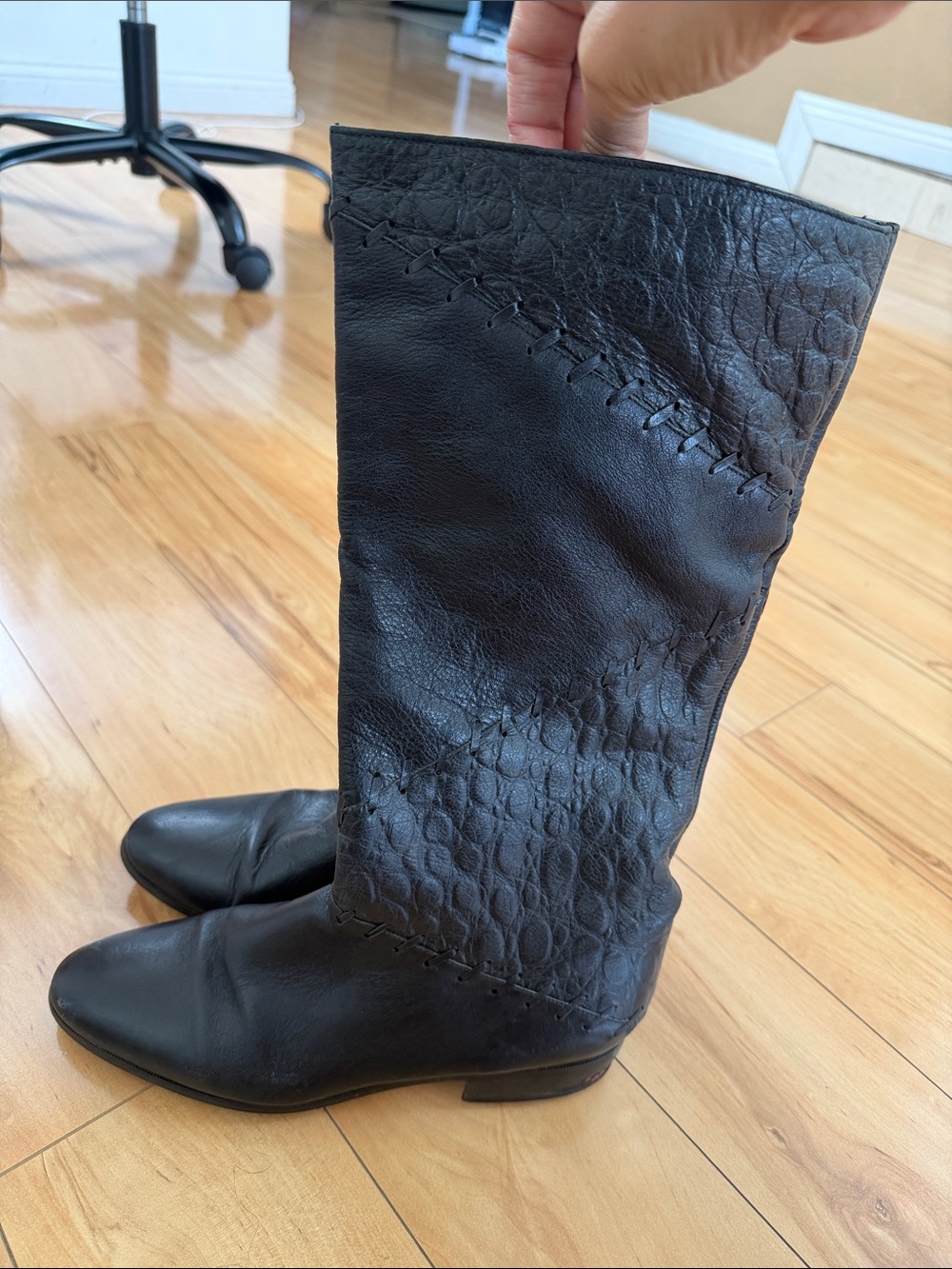 Vintage Black Leather Knee-High Women's Boots